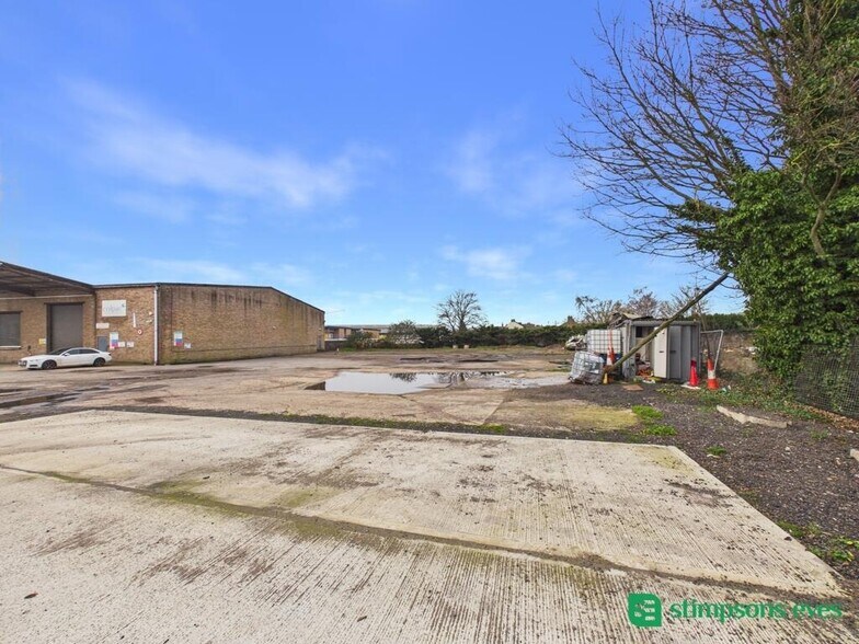 Plot 2 Ampthill Rd, Bedford à louer - Photo de l’immeuble – Image 3 sur 3