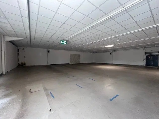 Local commercial dans Montceau-les-Mines à louer - Photo de l’immeuble – Image 3 sur 7