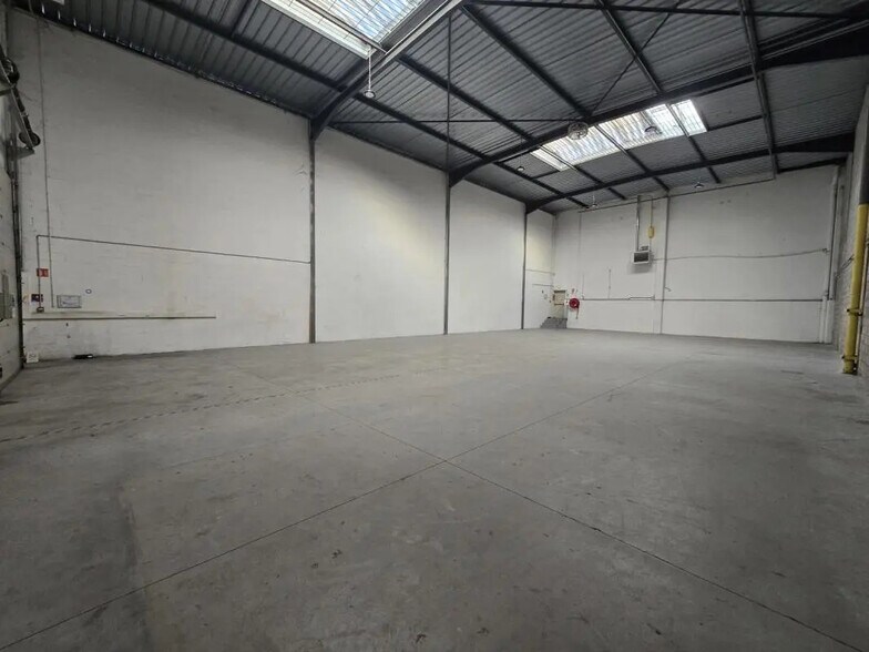 Bureau dans Saint-Ouen-sur-Seine à louer - Photo intérieure – Image 3 sur 17