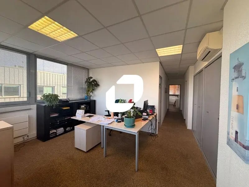 Bureau dans Mérignac à louer Photo intérieure– Image 1 sur 12