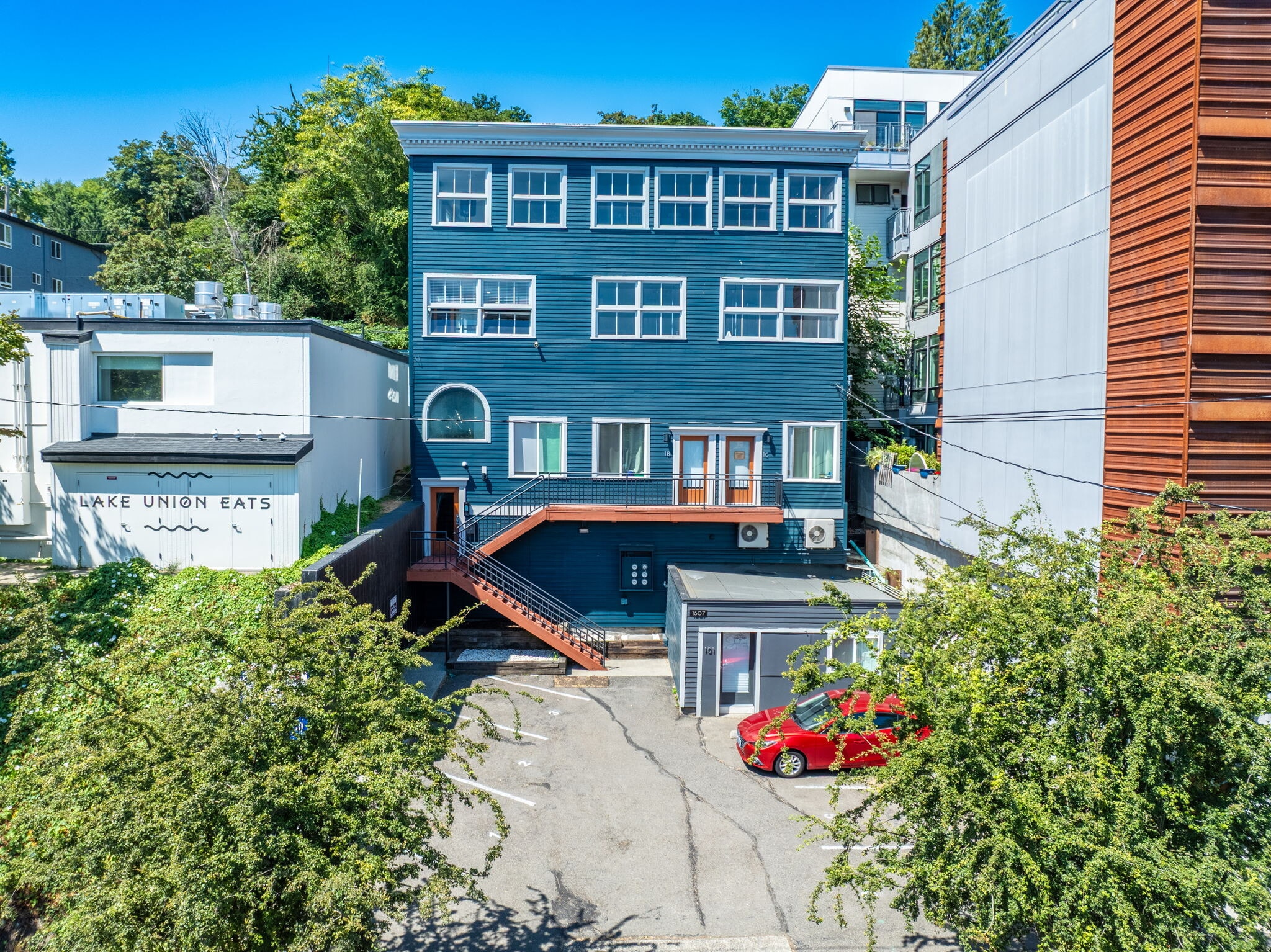 1607 Dexter Ave N, Seattle, WA à vendre Photo de l’immeuble– Image 1 sur 25