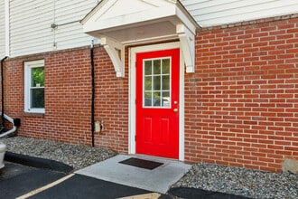 35-41 W Main St, Georgetown, MA à louer Photo de l’immeuble– Image 1 sur 5
