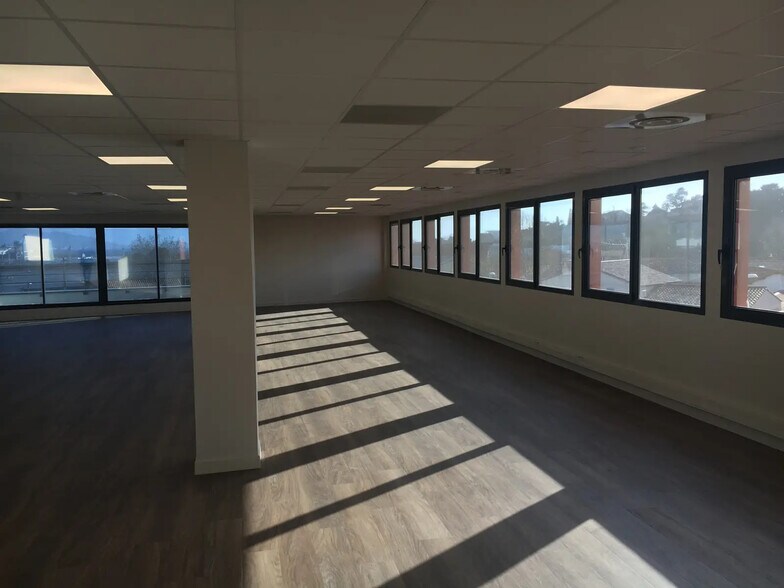 Rue Pascal Xavier Coste, Marseille à louer - Photo intérieure – Image 2 sur 6