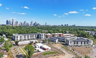 Plus de détails pour 401, 410-411 S Gardner Ave, Charlotte, NC - Local commercial à vendre