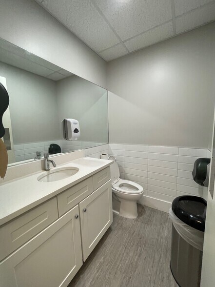 3200-3206 N Lincoln Ave, Chicago, IL à louer - Photo intérieure – Image 2 sur 8