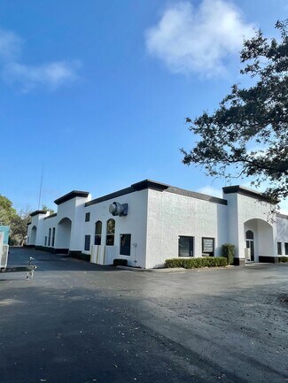 Plus de détails pour 1431 Rail Head Blvd, Naples, FL - Industriel/Logistique à louer