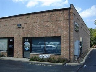 Plus de détails pour 880 W Lake St, Roselle, IL - Industriel/Logistique à louer