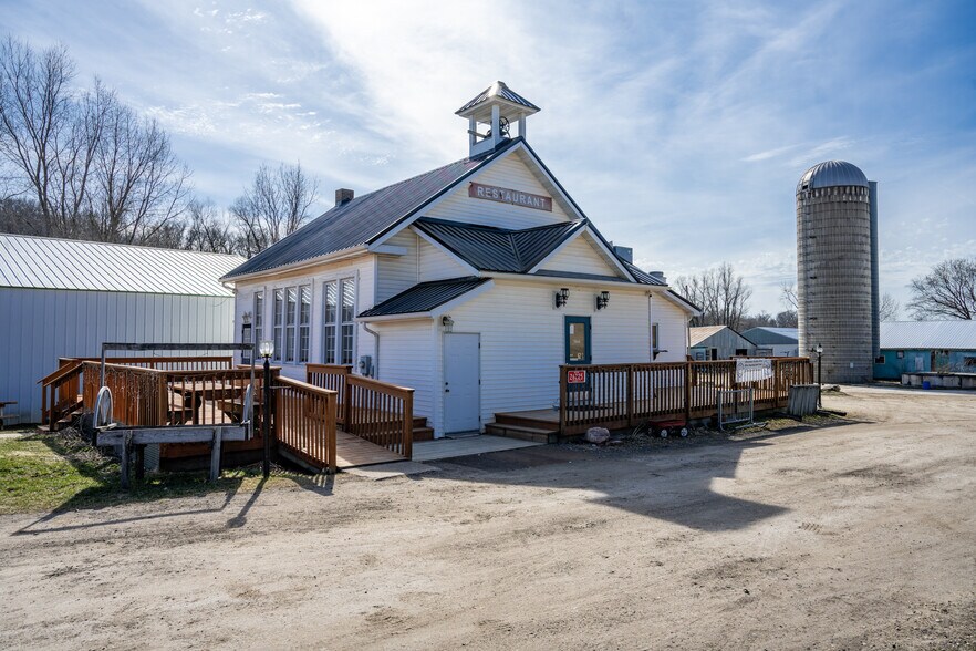 26225 State Highway 71, Wilton, WI à vendre - Photo de l’immeuble – Image 2 sur 32
