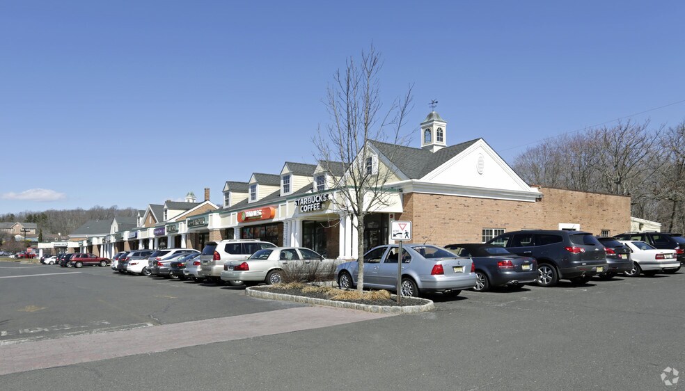 64 Mountain Blvd, Warren, NJ à louer - Photo de l’immeuble – Image 2 sur 8