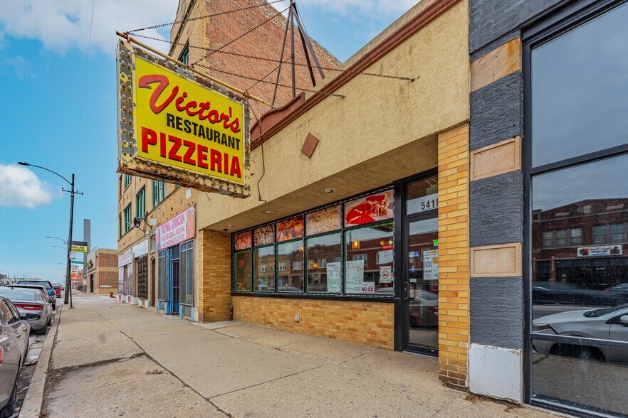 5418 W North Ave, Chicago, IL à vendre - Photo de l’immeuble – Image 2 sur 18