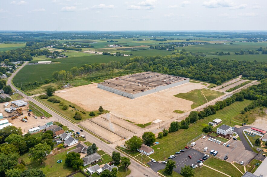 559 E Ohio St, Circleville, OH à vendre - Photo de l’immeuble – Image 2 sur 7