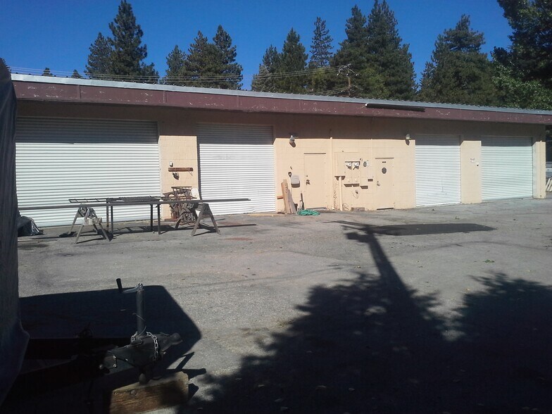 2455 Hunsaker, Running Springs, CA à louer - Photo de l’immeuble – Image 2 sur 7