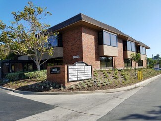 Plus de détails pour 30101 Town Center Dr, Laguna Niguel, CA - Bureau à louer