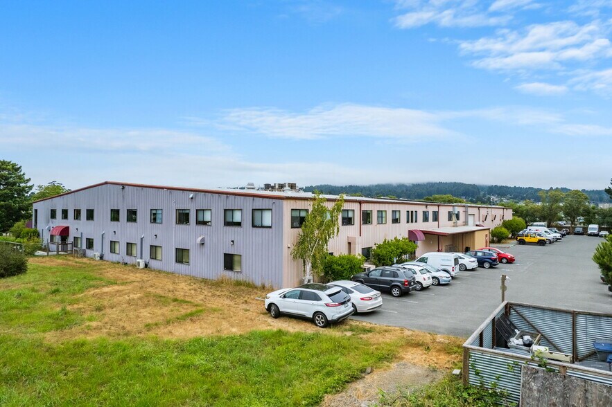 1385 8th St, Arcata, CA à vendre - Photo de l’immeuble – Image 2 sur 10