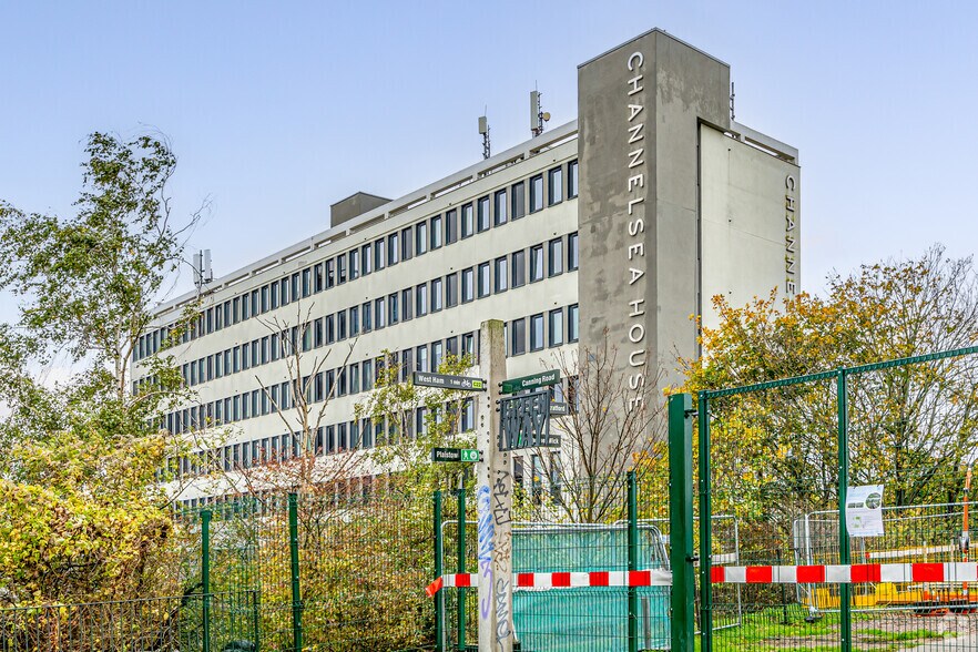 Canning Rd, Londres à louer - Photo de l’immeuble – Image 3 sur 3