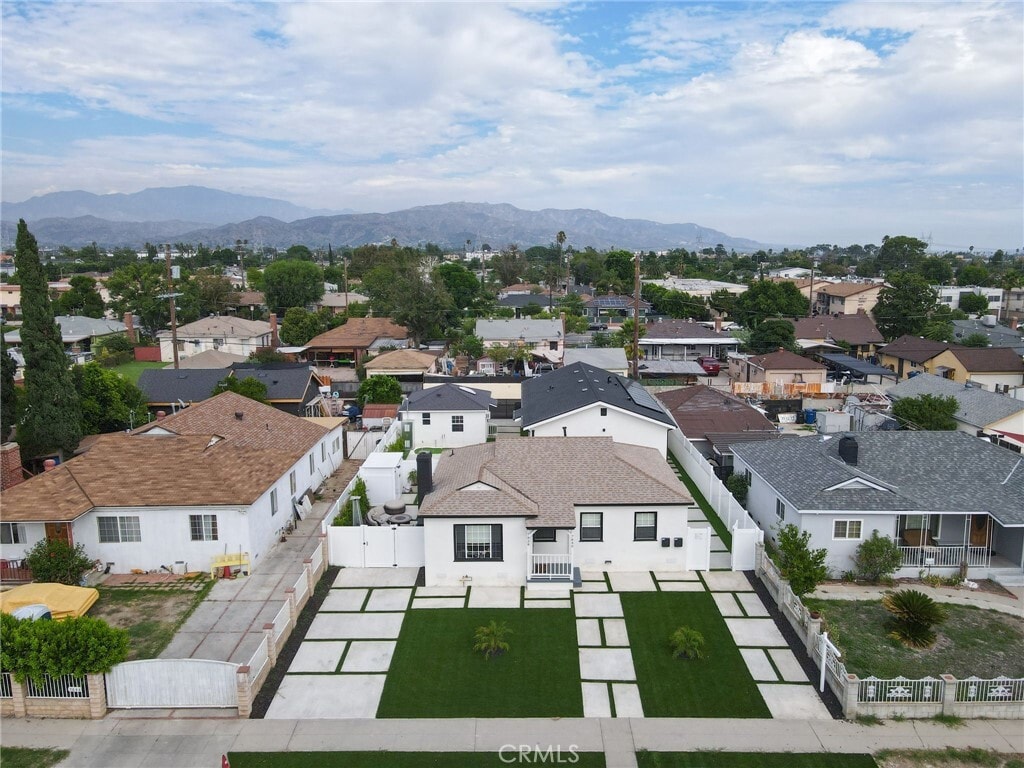 7838-7840 Vantage Ave, North Hollywood, CA à louer Photo intérieure– Image 1 sur 5
