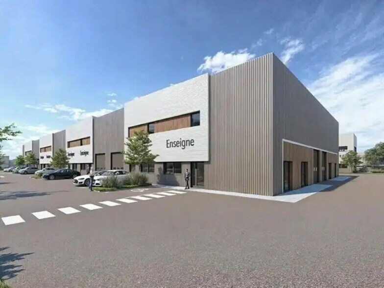 Local d'activités dans Boulay-Moselle à vendre - Photo de l’immeuble – Image 2 sur 3