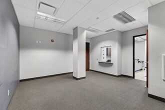 39475 Lewis Dr, Novi, MI à louer Photo intérieure– Image 1 sur 10