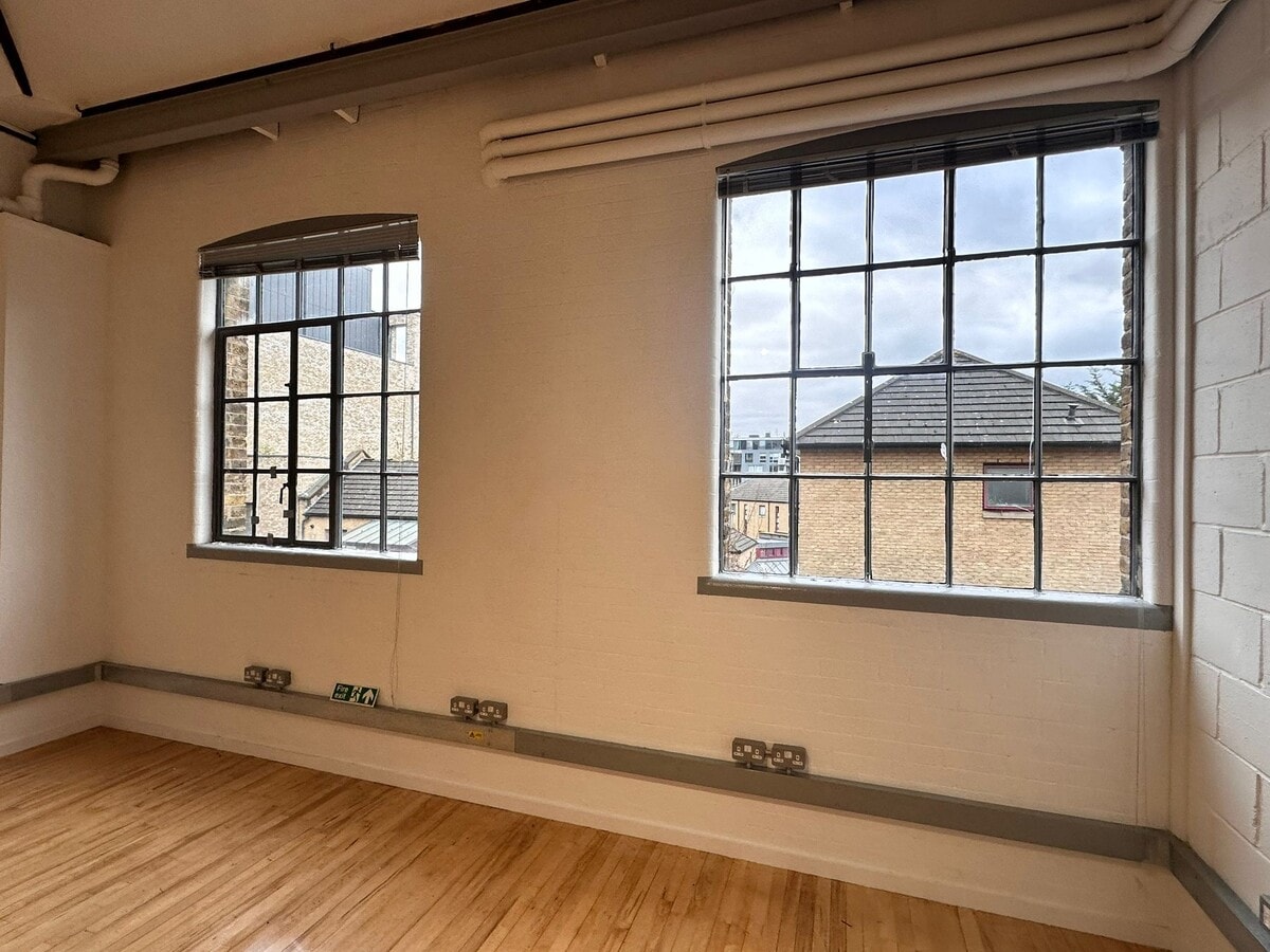 44-48 Wharf Rd, Londres, LND N1 7UX - Lot 25 - - Photo intérieure - Image 2 of 6