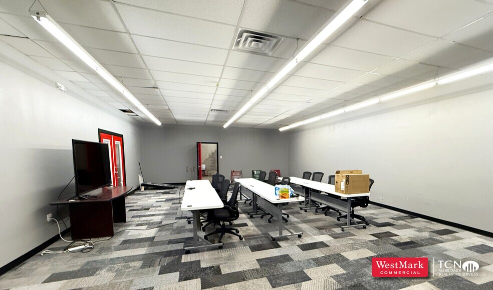 309 N University Ave, Lubbock, TX à louer - Photo de l’immeuble – Image 3 sur 6