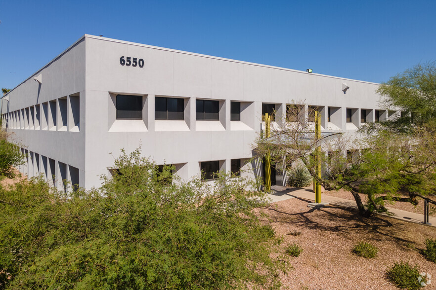 6550 E Broadway Rd, Mesa, AZ à louer - Photo de l’immeuble – Image 2 sur 9