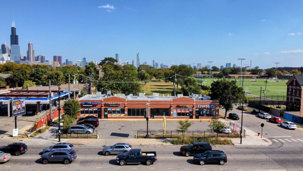 1215-1225 S Ashland Ave, Chicago, IL à louer - Photo de l’immeuble – Image 1 sur 13