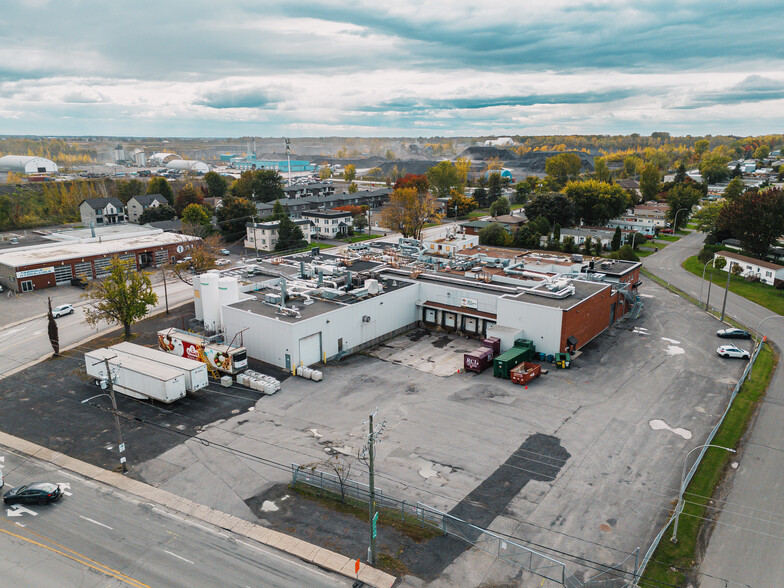 770 Rue Claude, Saint-jean-sur-richelieu, QC à vendre - Photo de l’immeuble – Image 2 sur 5