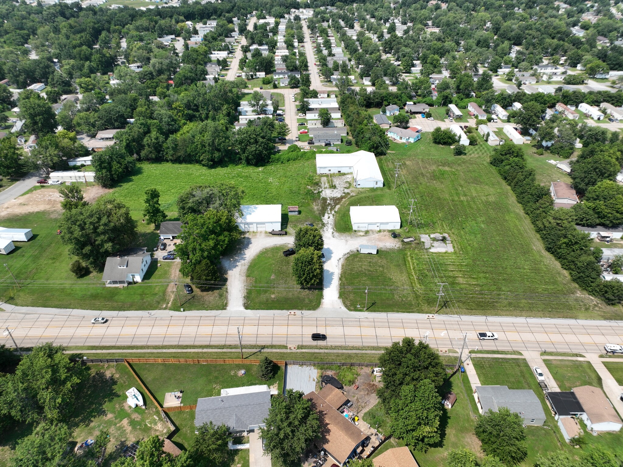 521 Feise Rd, O'Fallon, MO à vendre Aérien– Image 1 sur 12