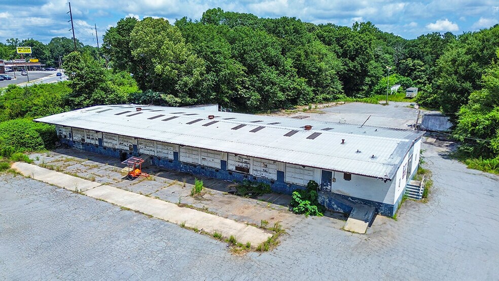 2810 Regina Dr NW, Atlanta, GA à louer - Photo de l’immeuble – Image 2 sur 8