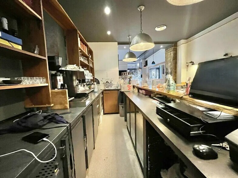 Local commercial dans Nice à vendre - Photo de l’immeuble – Image 2 sur 4