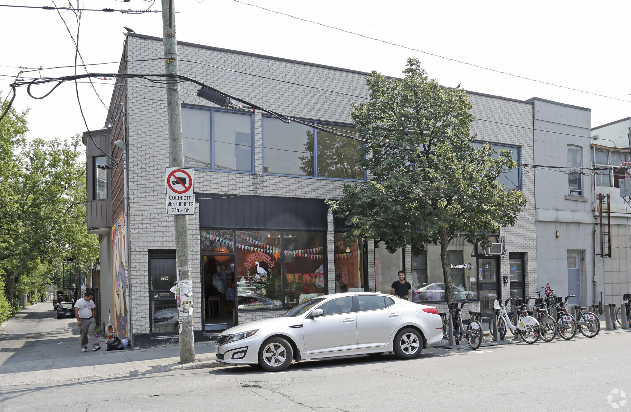 266-276 Rue Saint-Viateur O, Montréal, QC à vendre Photo principale– Image 1 sur 3