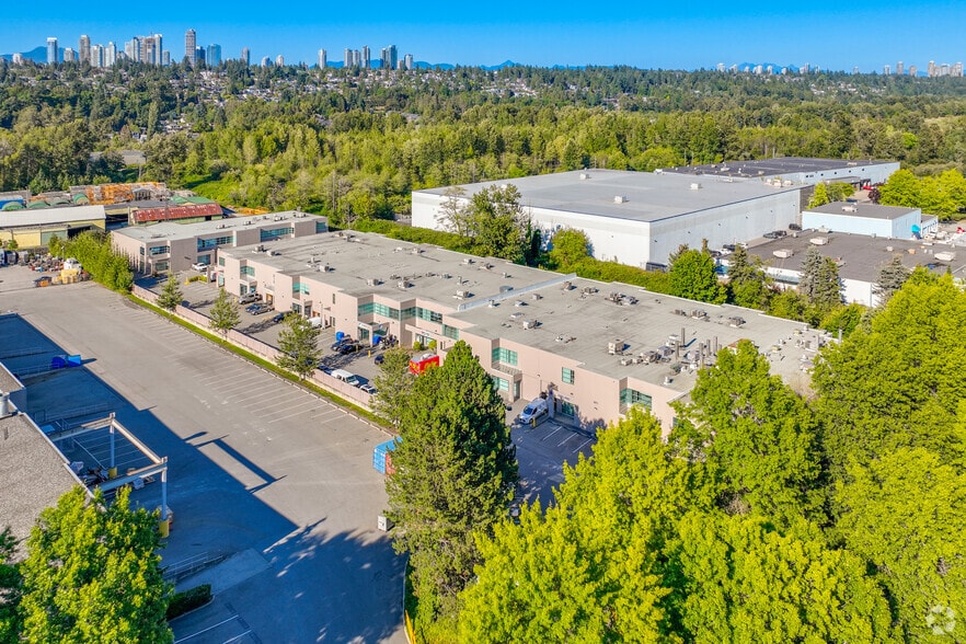 3871 N Fraser Way, Burnaby, BC à louer - Aérien – Image 3 sur 17