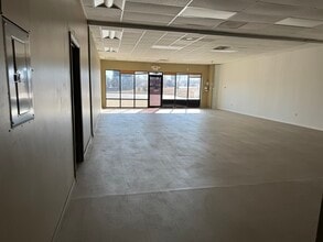 262 N Phelps Ave, Rockford, IL à louer Photo intérieure– Image 1 sur 16