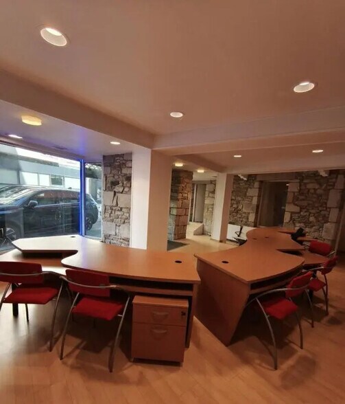 Local commercial dans Quimper à louer - Photo intérieure – Image 3 sur 5