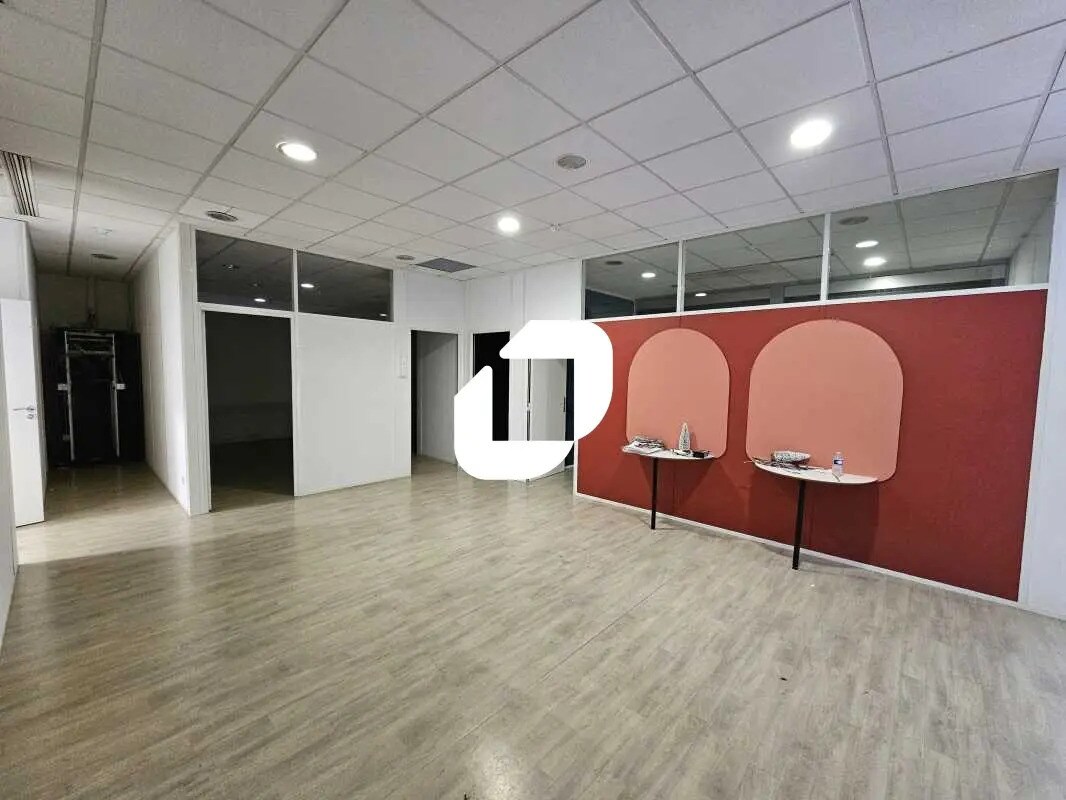 Bureau dans Garges-lès-Gonesse à louer Photo intérieure– Image 1 sur 39