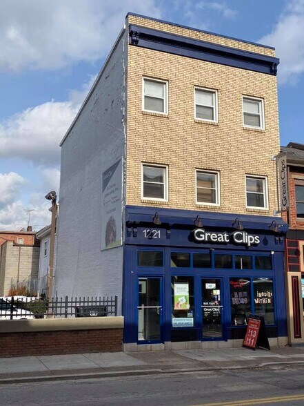 1221 E Carson St, Pittsburgh, PA à vendre - Photo de l’immeuble – Image 1 sur 9