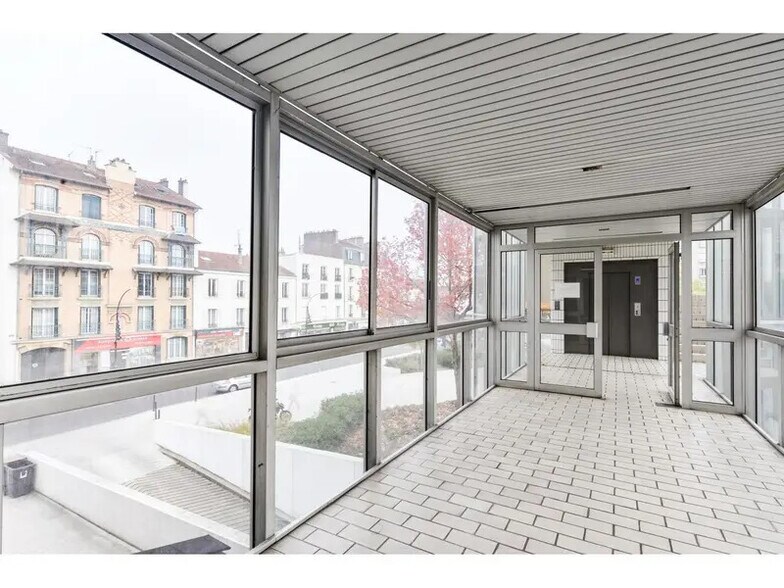 Bureau dans LA VARENNE SAINT HILAIRE à vendre - Photo de l’immeuble – Image 2 sur 14