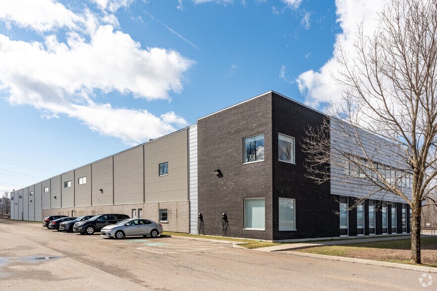 2511 Boul Du Parc-Technologique, Québec, QC à vendre - Photo de l’immeuble – Image 2 sur 13
