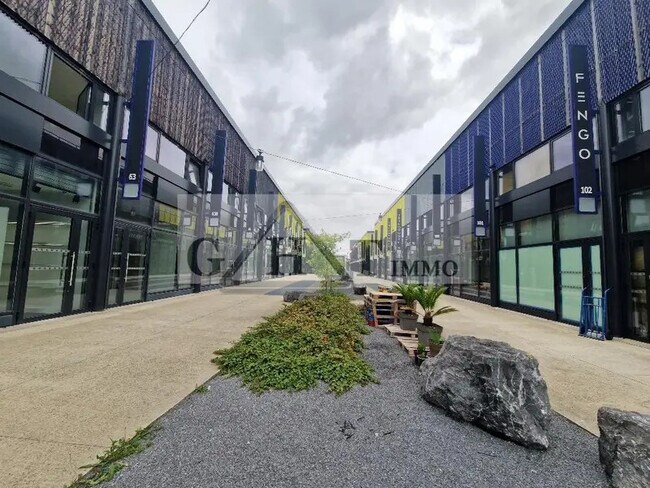Plus de détails pour Industriel/Logistique à vendre