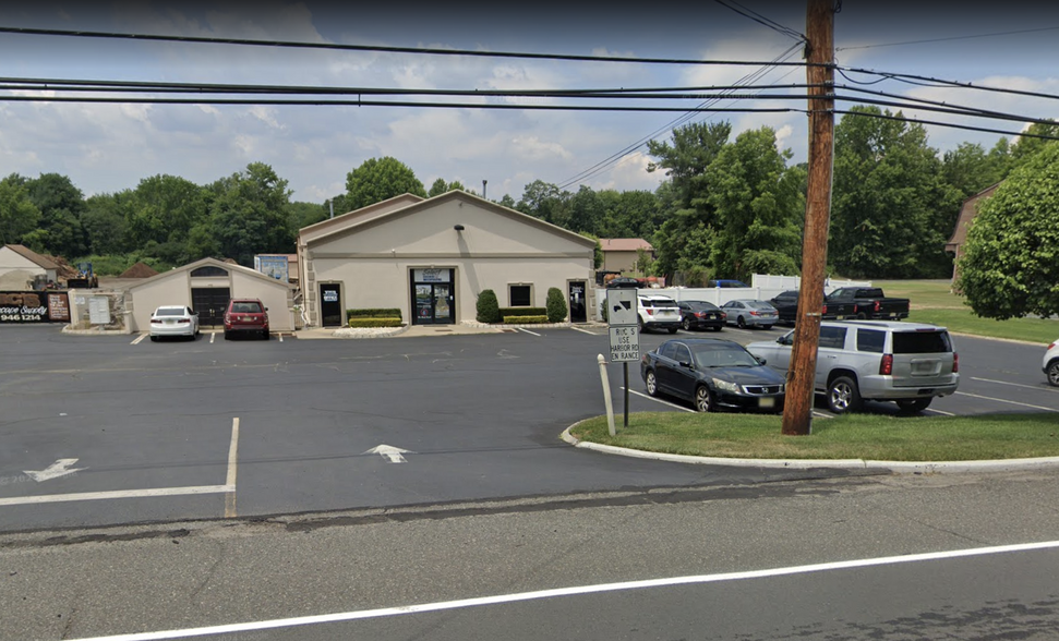 275 State Route 79 N, Morganville, NJ à louer - Photo de l’immeuble – Image 2 sur 4