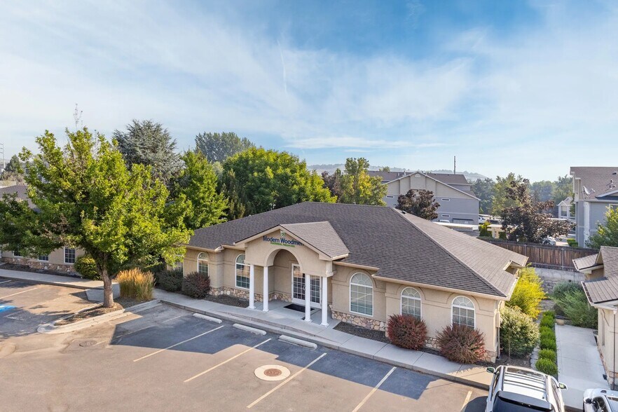 3355 N Lakeharbor Ln, Boise, ID à vendre - Photo principale – Image 1 sur 1