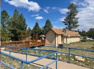 1992 Twin Pines Trail, Overgaard, AZ à vendre - Photo de l’immeuble – Image 3 sur 23
