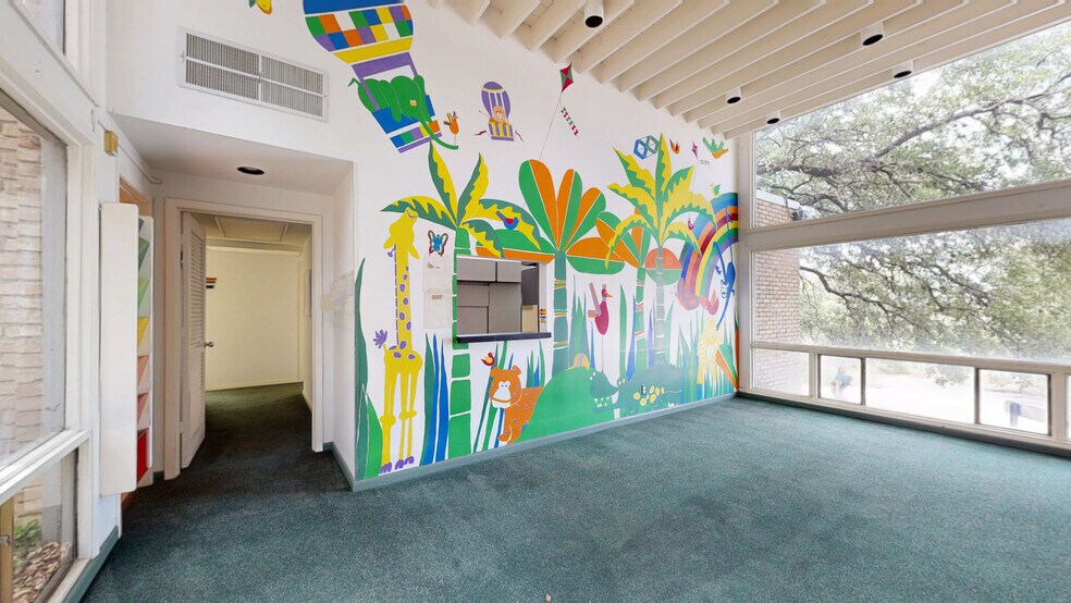 Cash-Flowing Park-Like Office Campus portefeuille de 8 biens à vendre sur LoopNet.fr - Numérisation 3D Matterport – Image 2 sur 24