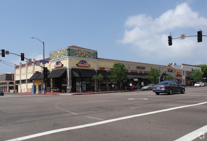519-535 University Ave, San Diego, CA à louer - Photo de l’immeuble – Image 3 sur 3