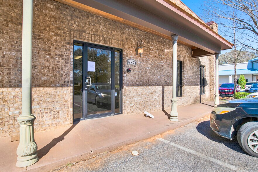 8871 Rand Ave, Daphne, AL à louer - Photo de l’immeuble – Image 3 sur 5