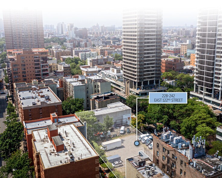 228-246 E 122nd St, New York, NY à vendre - Aérien – Image 3 sur 3