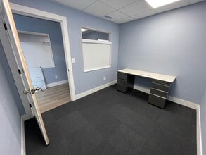 1311 N Dixie Fwy, New Smyrna Beach, FL à louer Photo intérieure– Image 1 sur 3