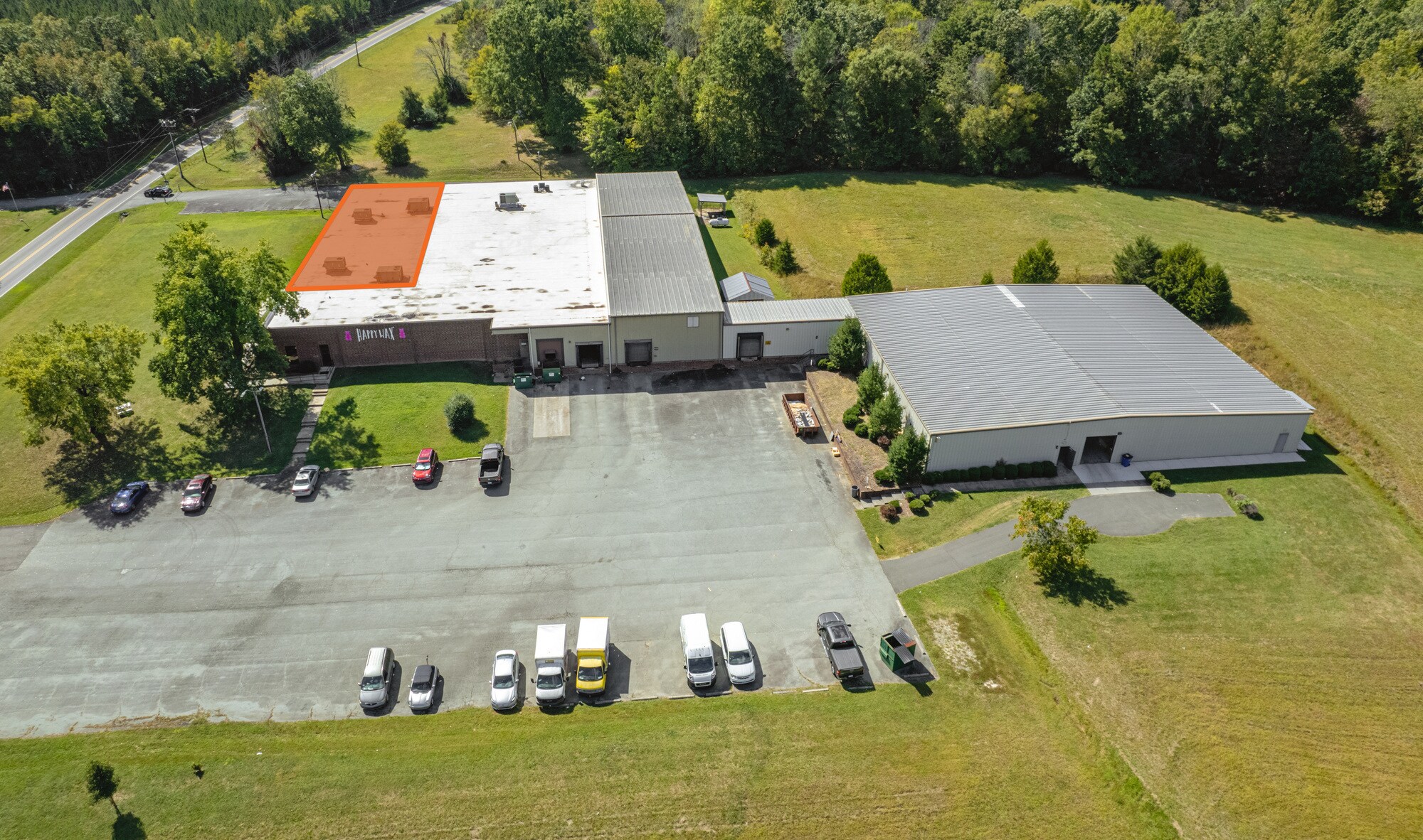 1515 Coleman Loop Rd, Hillsborough, NC à louer Photo de l’immeuble– Image 1 sur 6