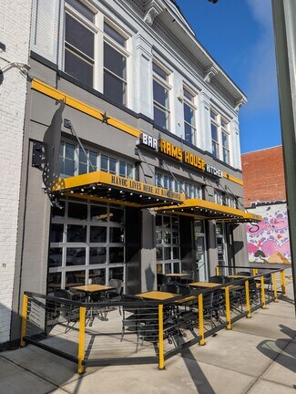 Plus de détails pour 2035 W Broad St, Richmond, VA - Local commercial à louer