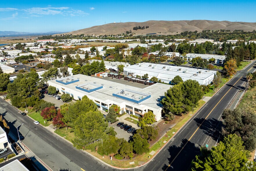 2301 Arnold Industrial Way, Concord, CA à vendre - Aérien – Image 3 sur 3